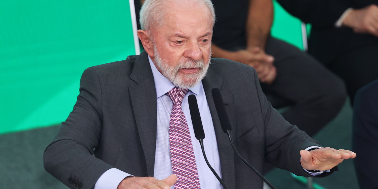 Lula embarca para Indonésia e Malásia em missão diplomática e comercial