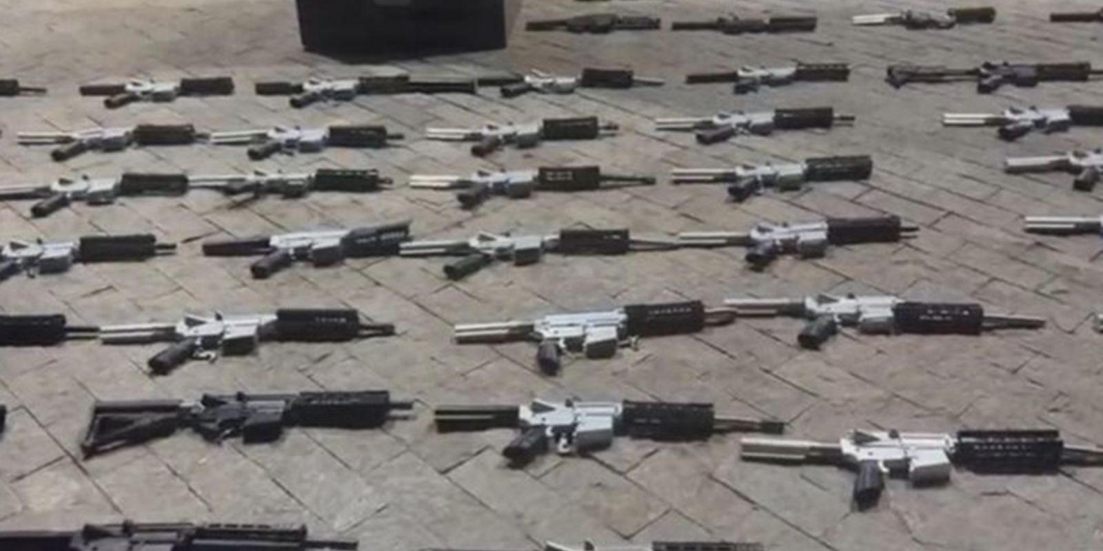 PF desmonta fábrica clandestina que produzia 3,5 mil fuzis por ano para facções do Rio