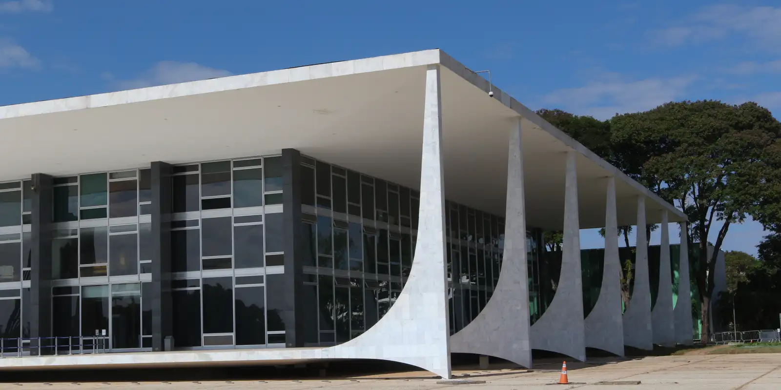 STF tem 2 votos para impedir retorno do sistema Sicobe de controle de bebidas