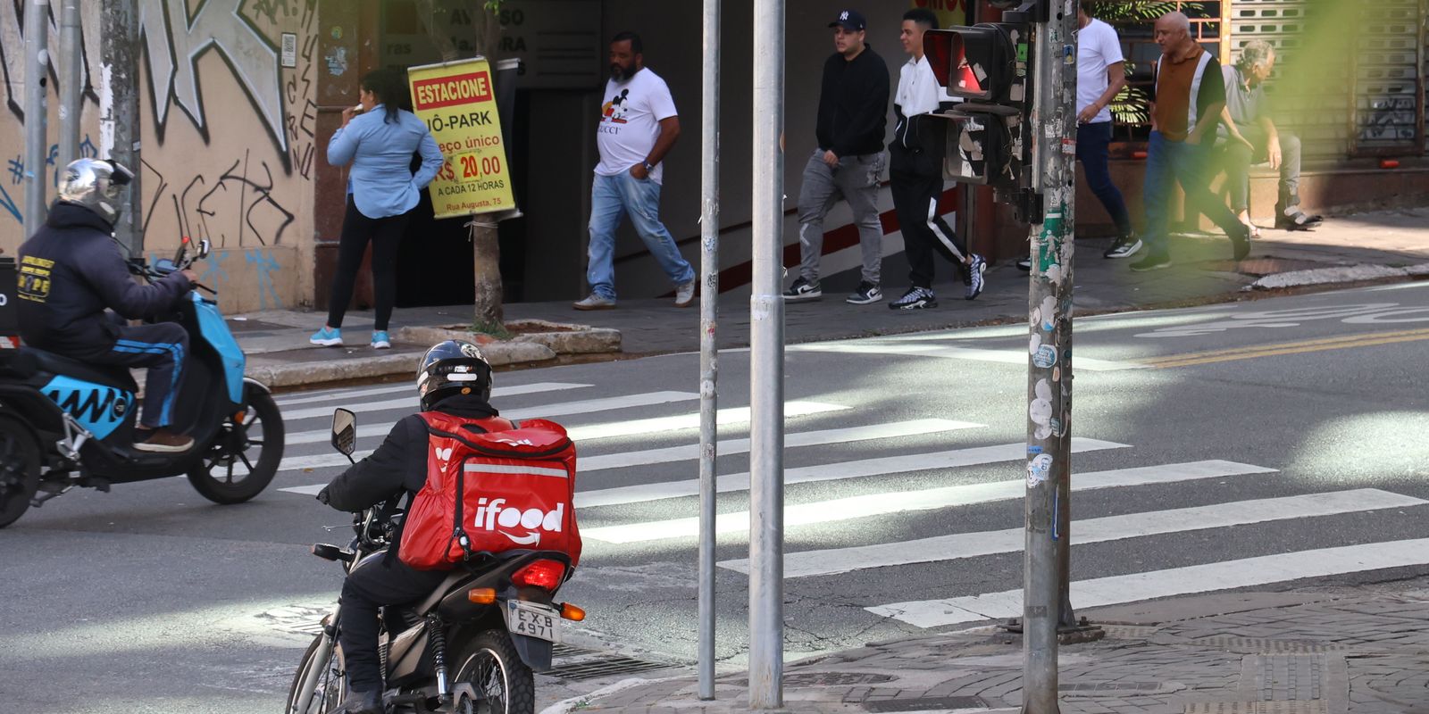 STF deve decidir em 30 dias vínculo trabalhista de motoristas de apps