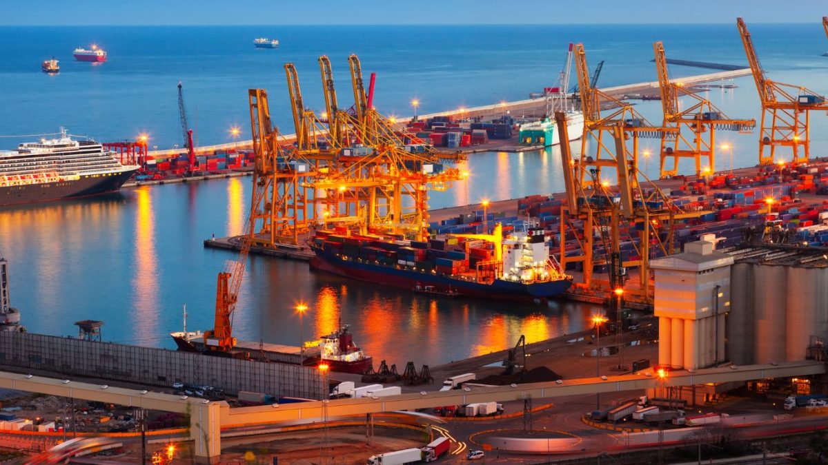 Superávit comercial do Brasil de US$ 2,99 bi tem pior setembro em 10 anos