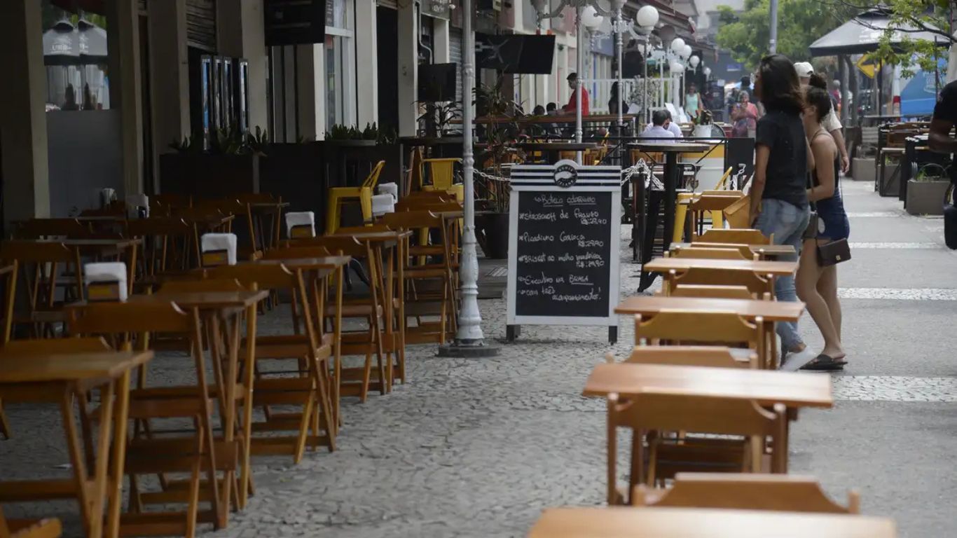 Rio intensifica fiscalização contra risco de metanol em bebidas alcoólicas