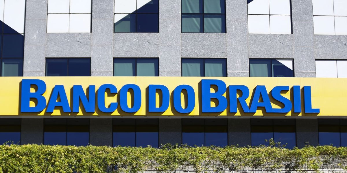 Lucro do Banco do Brasil despenca 60% no trimestre com novas regras e inadimplência