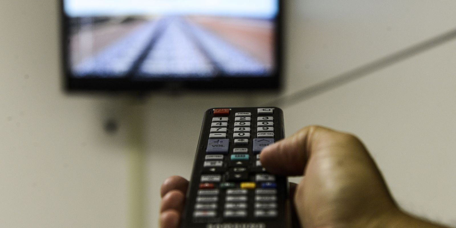 Câmara aprova taxação de serviços de streaming e cria cota para conteúdo nacional