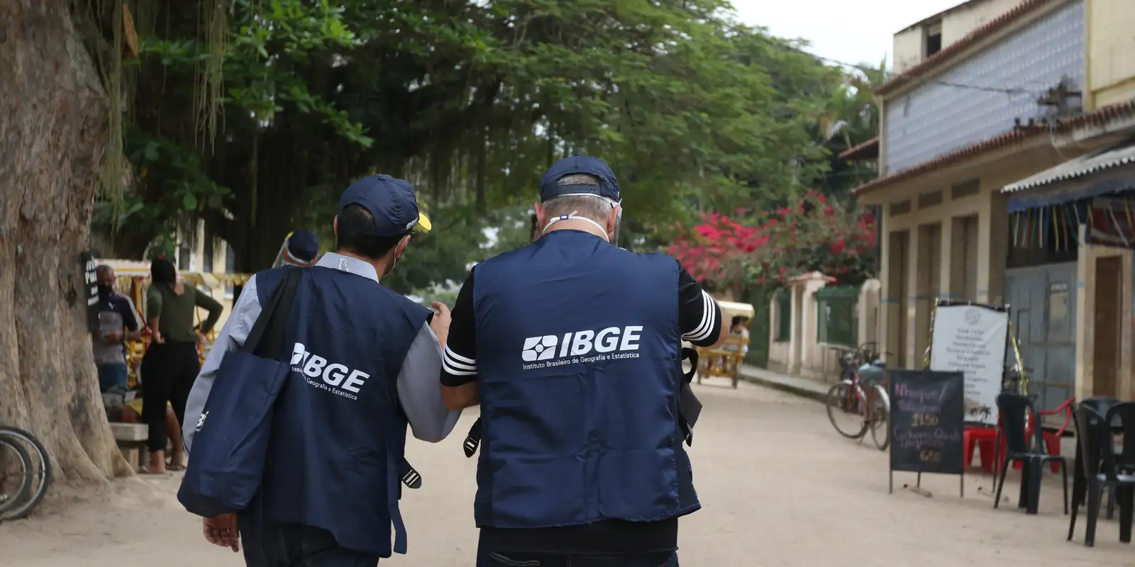 IBGE abre 9,5 mil vagas temporárias com salários a partir de R$ 2,6 mil