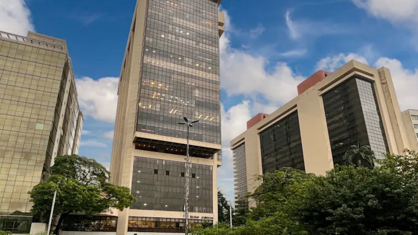 Renault Advogados amplia operações e inaugura nova sede no Rio
