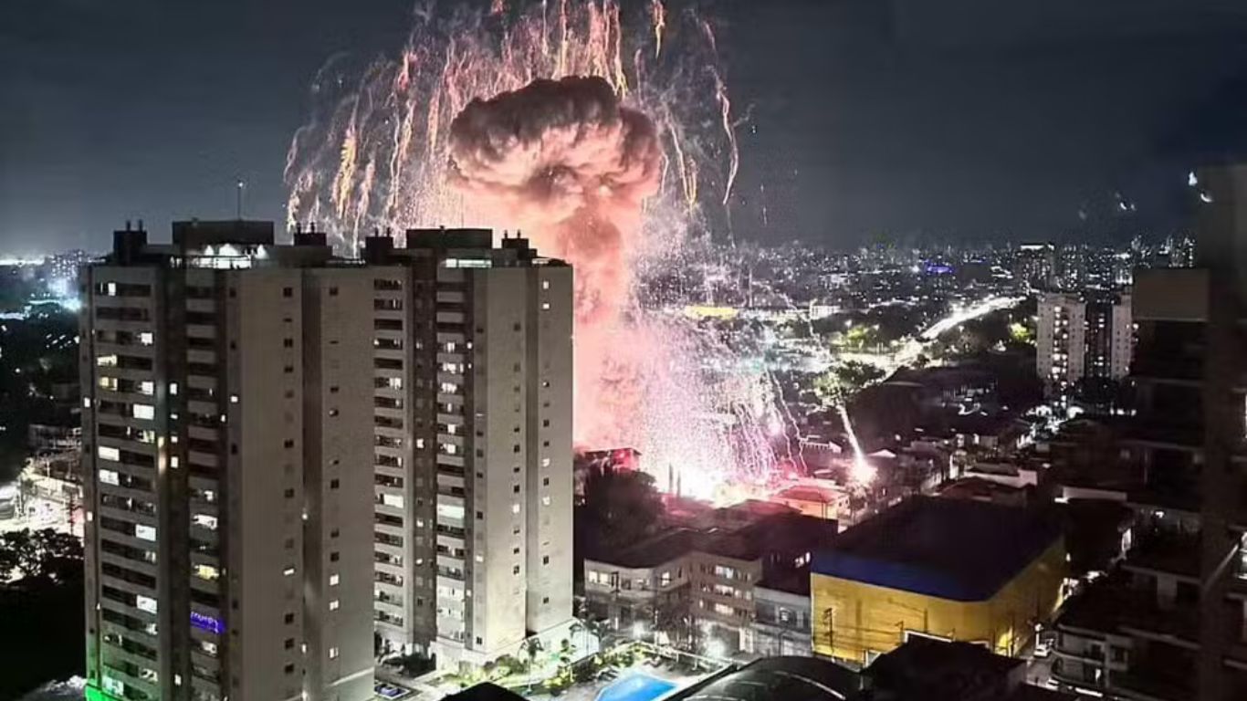 Explosão em depósito clandestino de fogos deixa um morto e 10 feridos no Tatuapé em SP