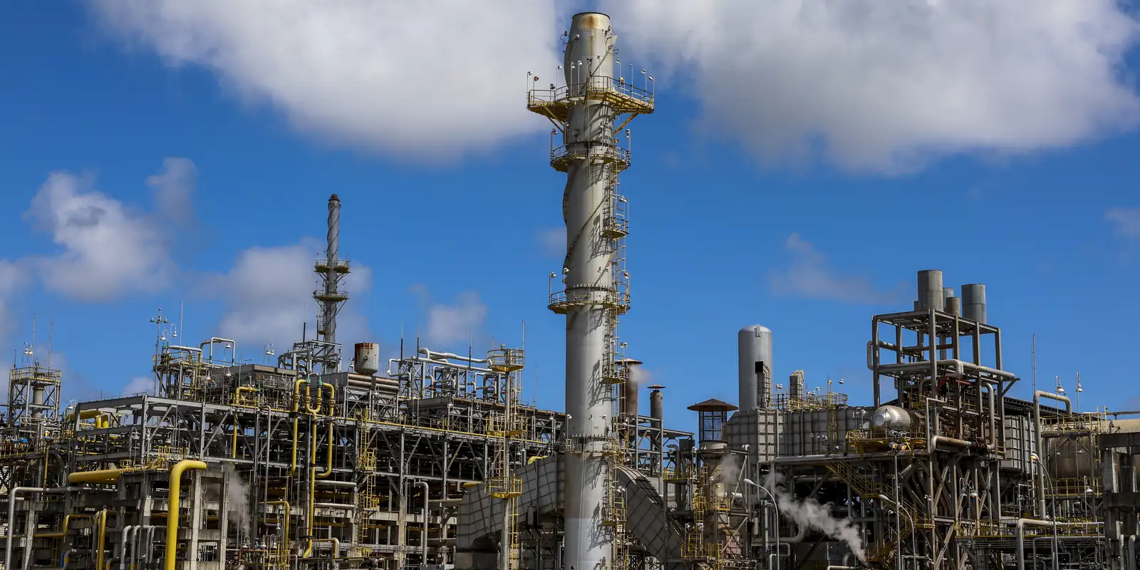 Petrobras e Braskem renovam contratos de insumos por US$ 17,8 bilhões
