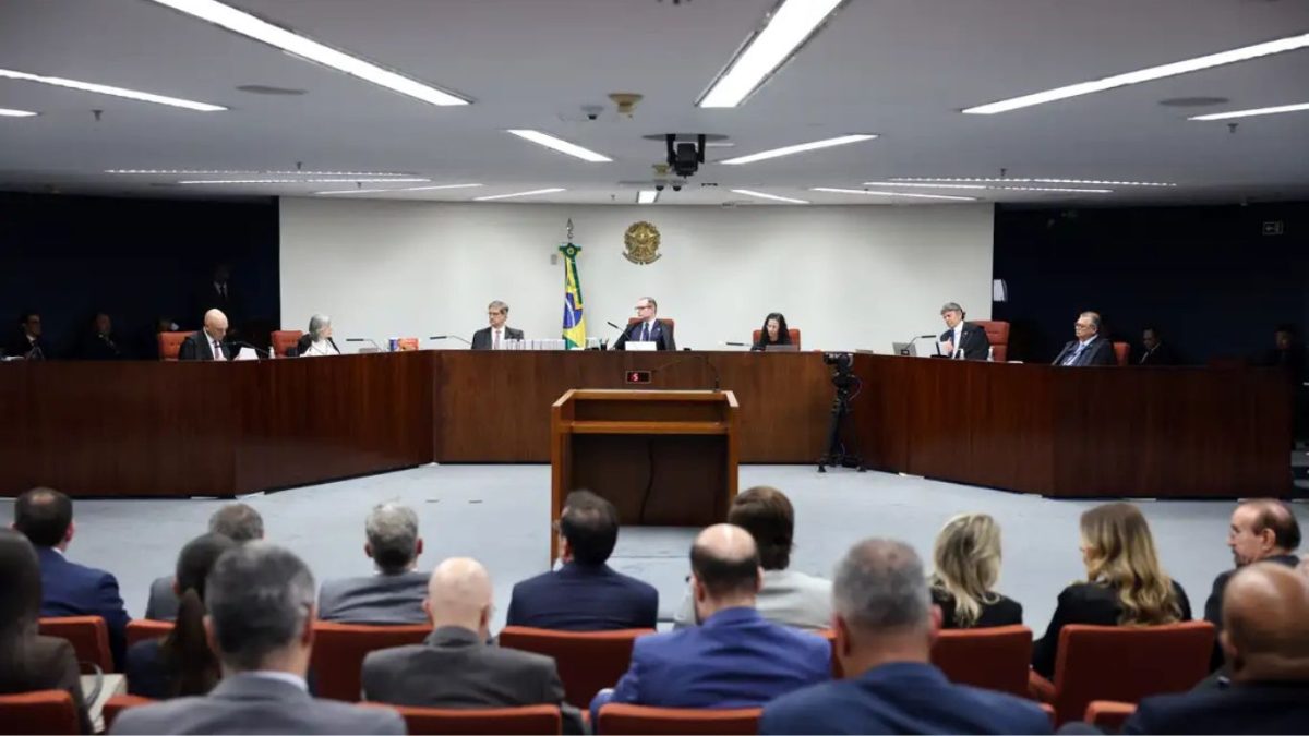 STF anula parte de investigação da PF contra governador do Acre