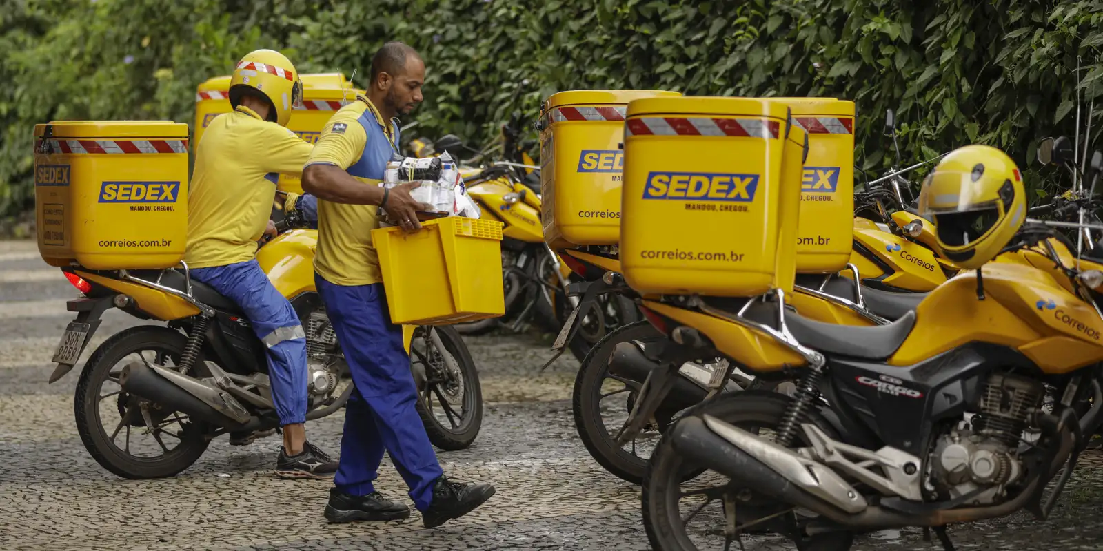 Tesouro aprova empréstimo de R$ 12 bilhões para reestruturação dos Correios