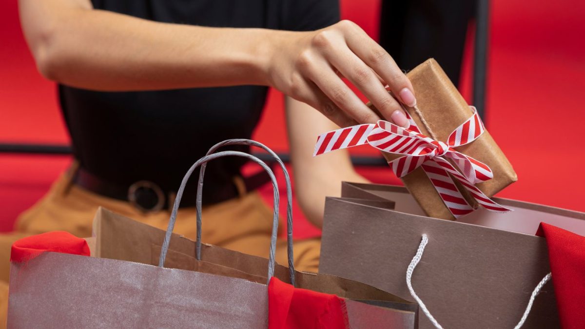 Troca de presentes do Natal: quais são seus direitos, segundo o CDC