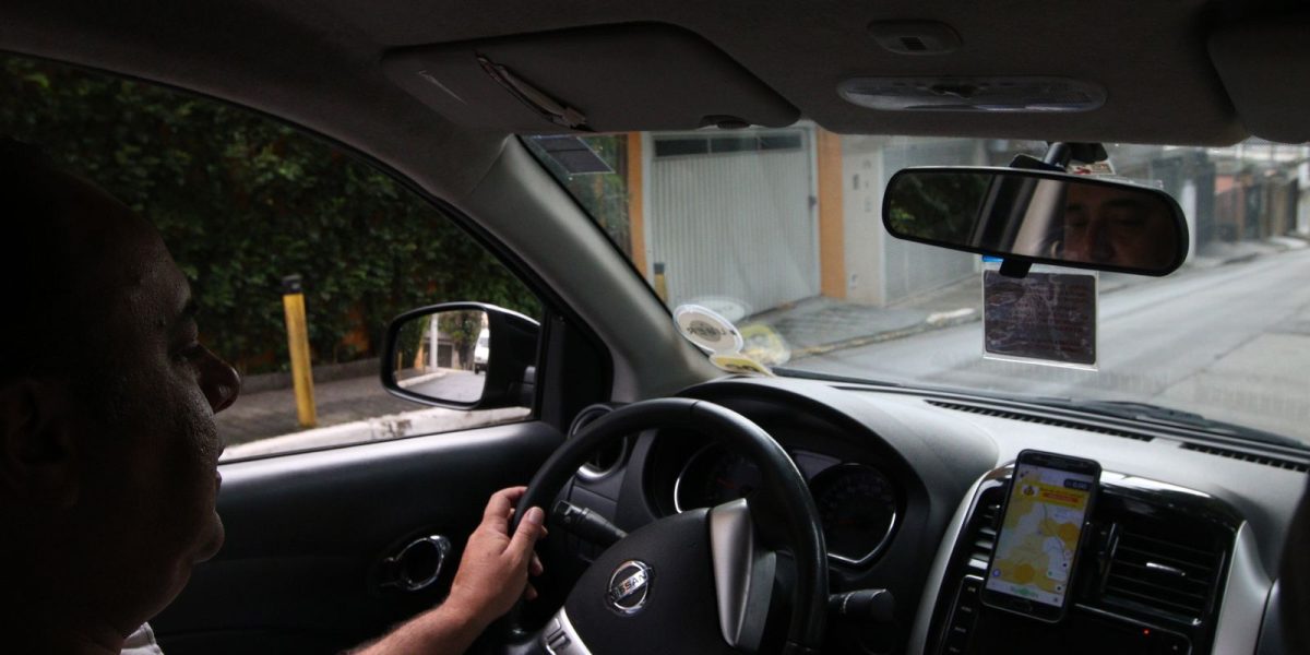 Detran-SP tira prova de baliza do exame prático e libera uso de carro automático