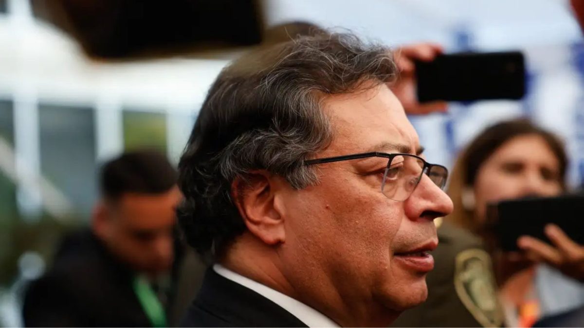Petro diz que pode pegar em armas contra invasão após ameaça militar de Trump