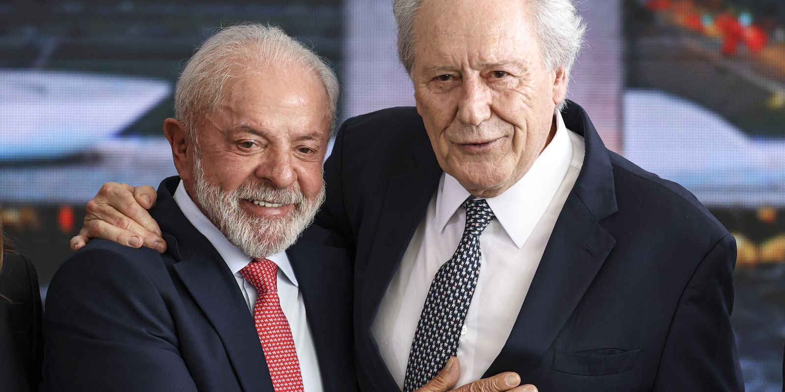 Lewandowski pede demissão do Ministério da Justiça e deixa cargo após quase dois anos