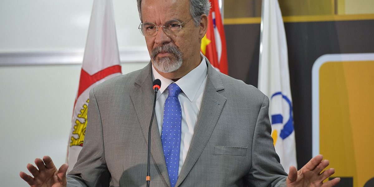 Raul Jungmann une políticos e Supremo em despedida