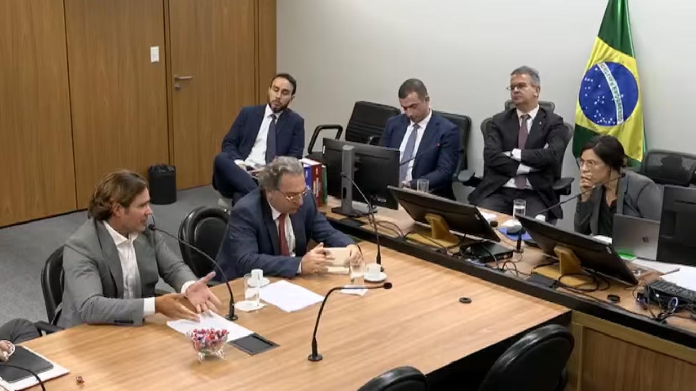 Toffoli retira sigilo de depoimentos em inquérito sobre fraudes no Banco Master