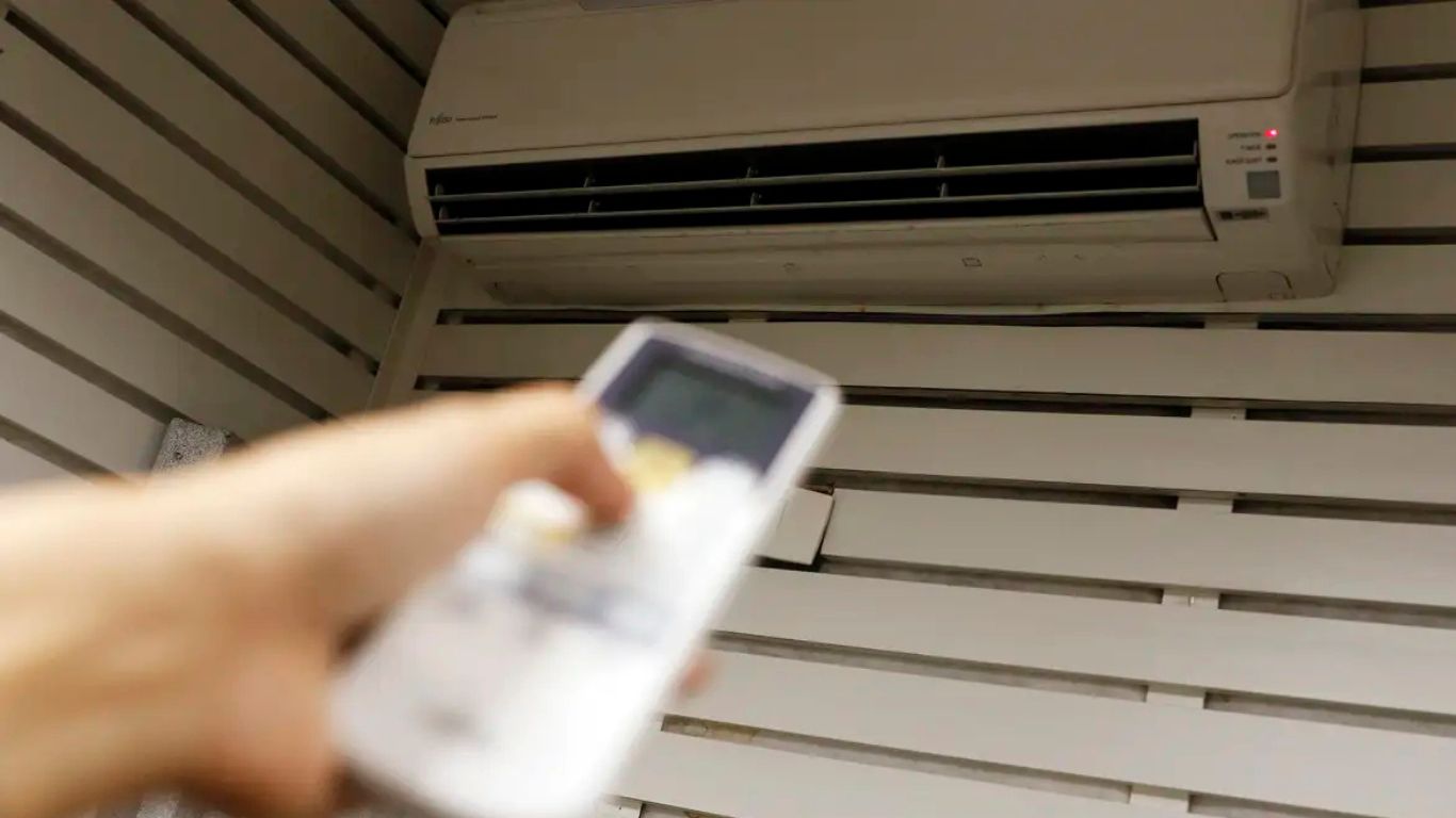 Ar-condicionado pode responder por até 40% da conta de luz no verão: veja como reduzir o consumo