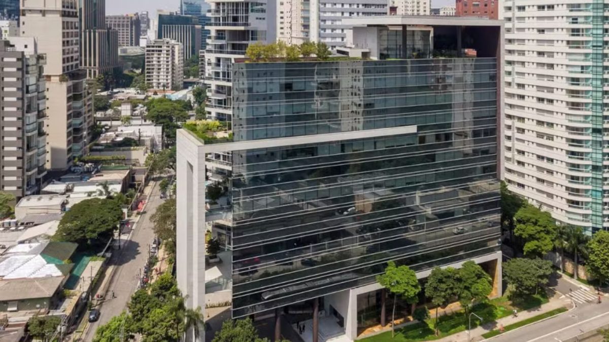 Dias Carneiro assessora BGR na compra no Edifício Cidade Jardim