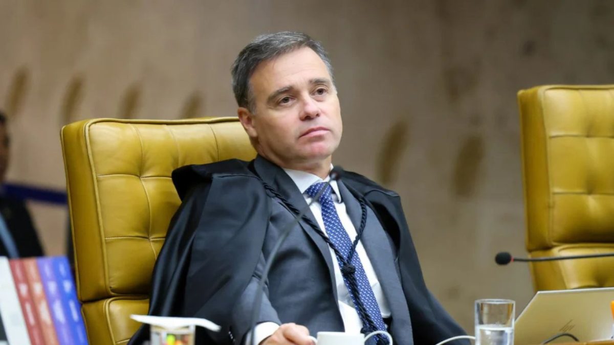 Mendonça ouve PF e defesa de Vorcaro no STF sobre investigação do Banco Master