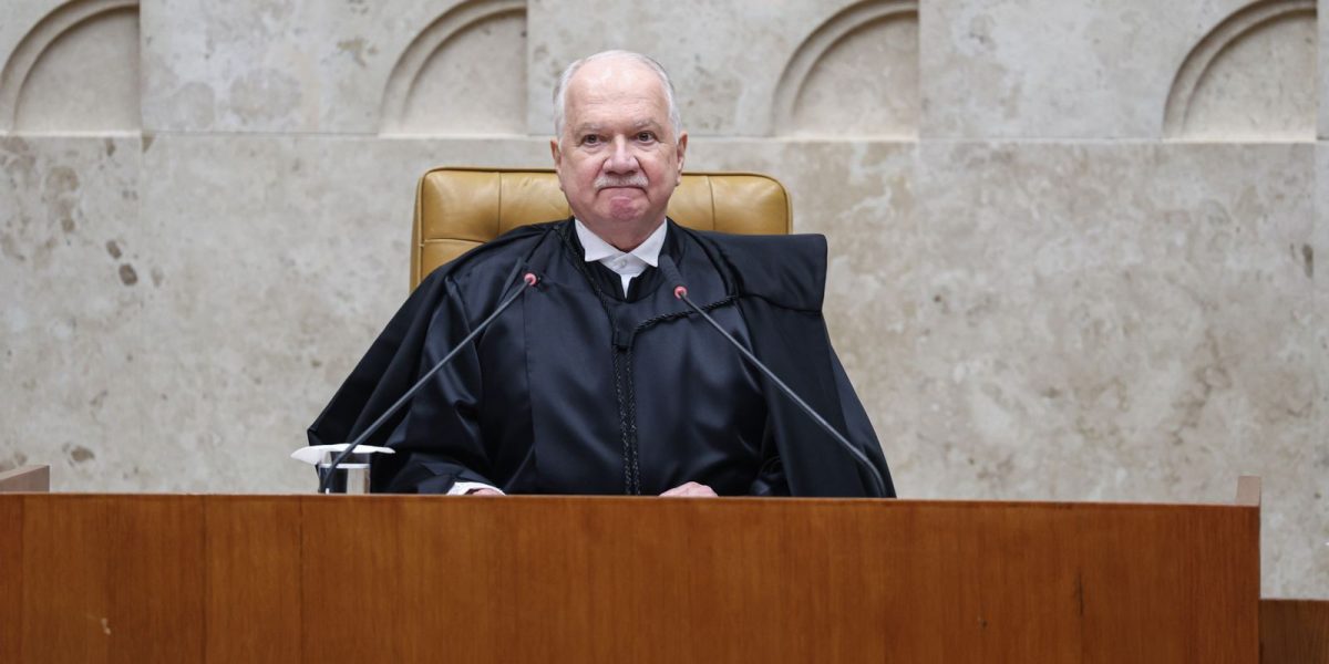 Fachin indica Cármen Lúcia para relatar código de ética do STF
