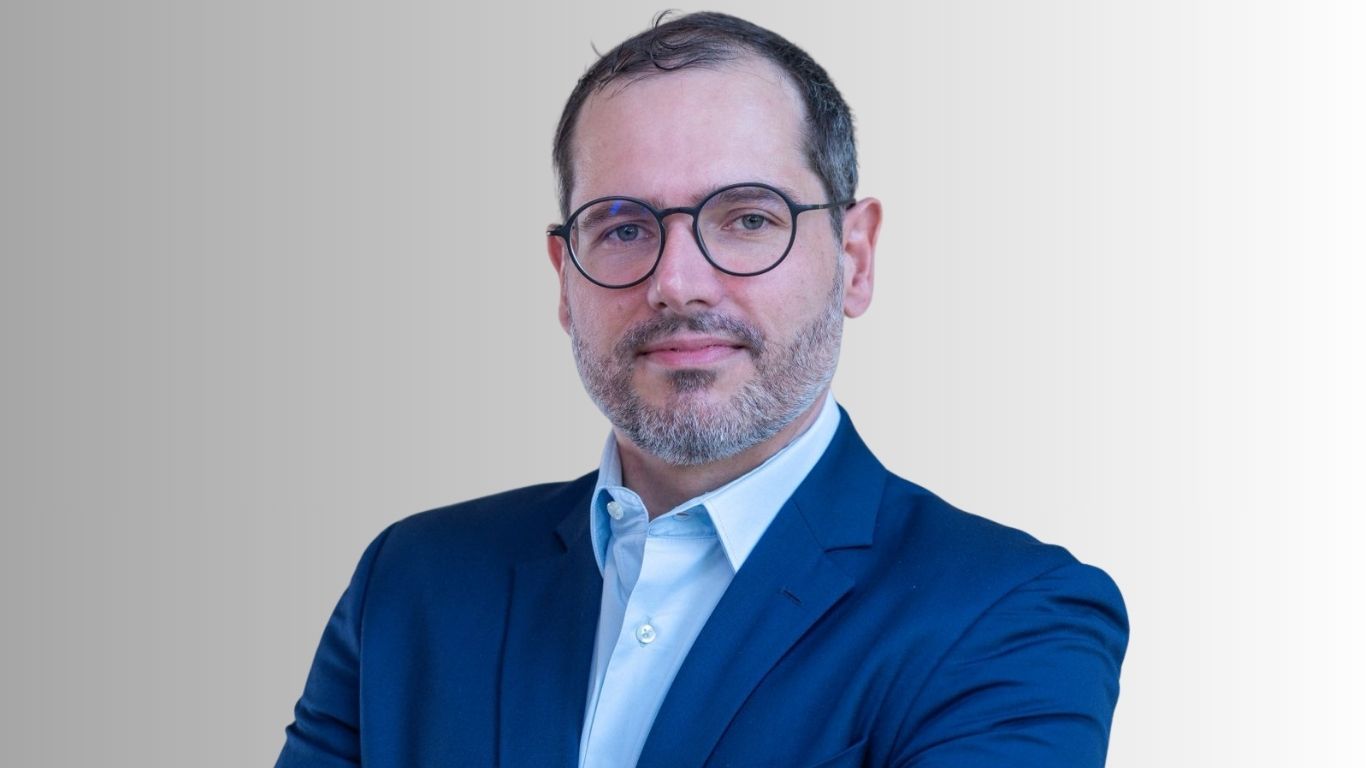 VLK contrata ex-Nubank para reforçar atuação em IA, dados e regulação