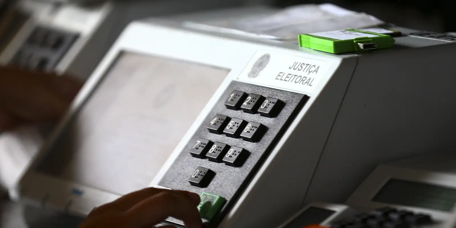 TSE inicia audiências para definir regras das Eleições 2026