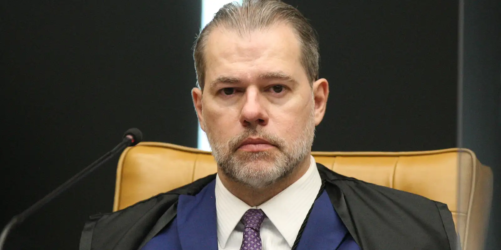 Toffoli deixa relatoria do caso Banco Master após pressão no STF
