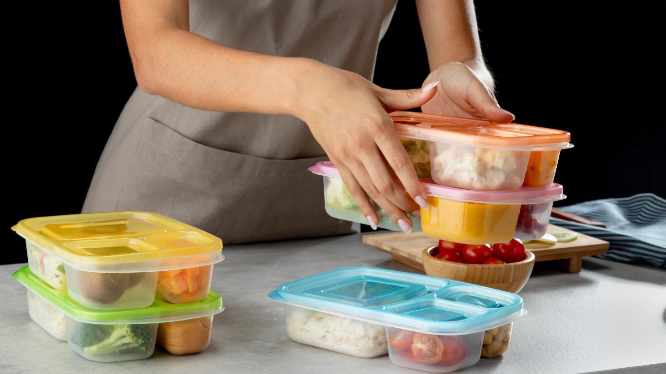 Machado Meyer e Demarest assessoram venda da Tupperware na América Latina por US$ 250 mi