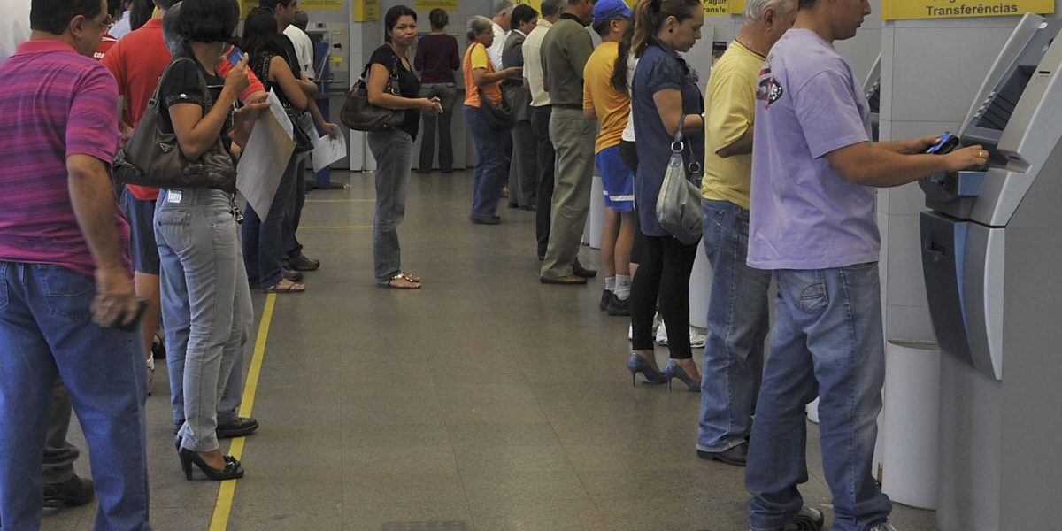 Como checar a saúde de um banco e evitar boatos após liquidações do BC