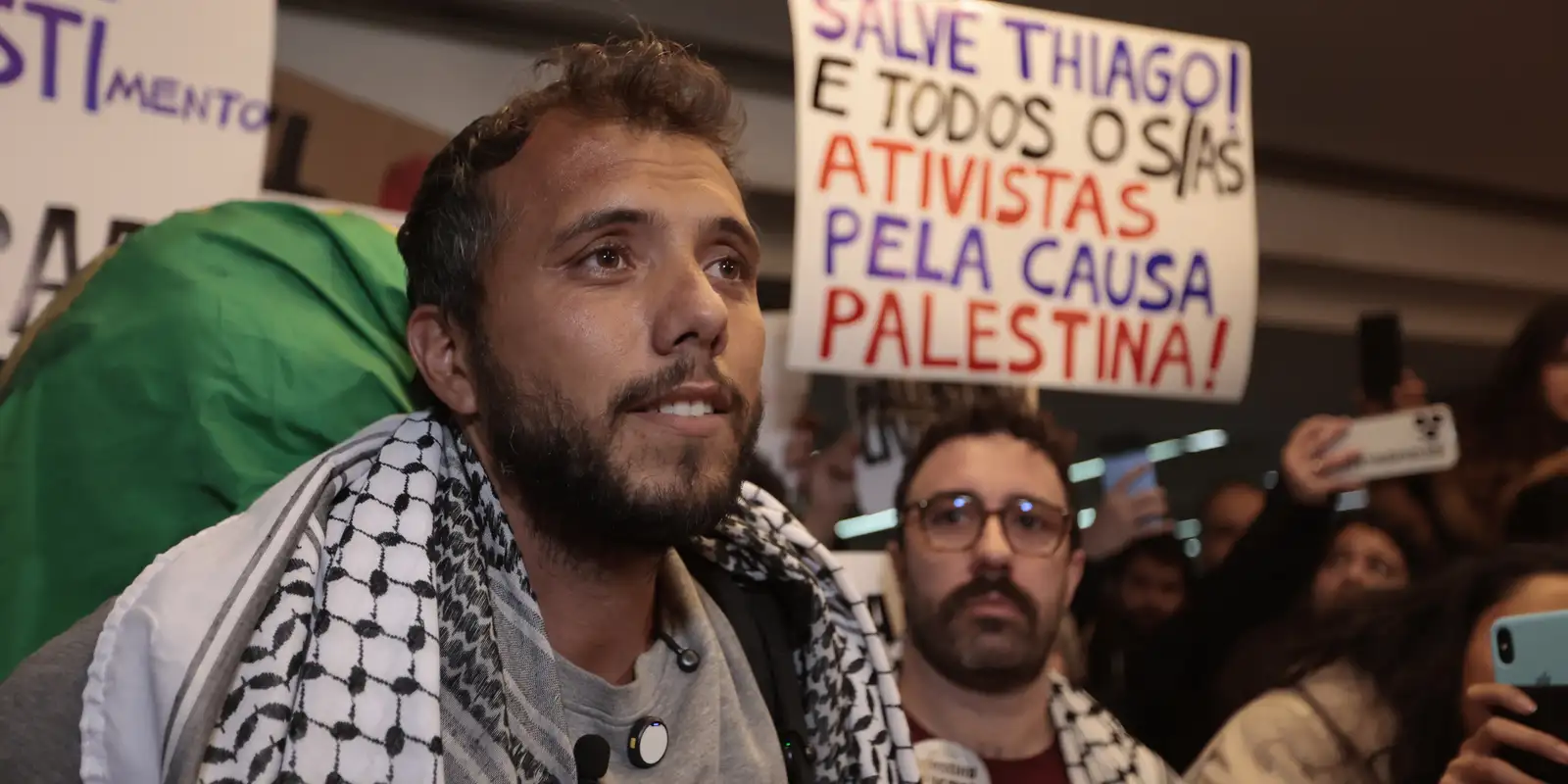 Ativista brasileiro pró-palestina é barrado em aeroporto na Argentina