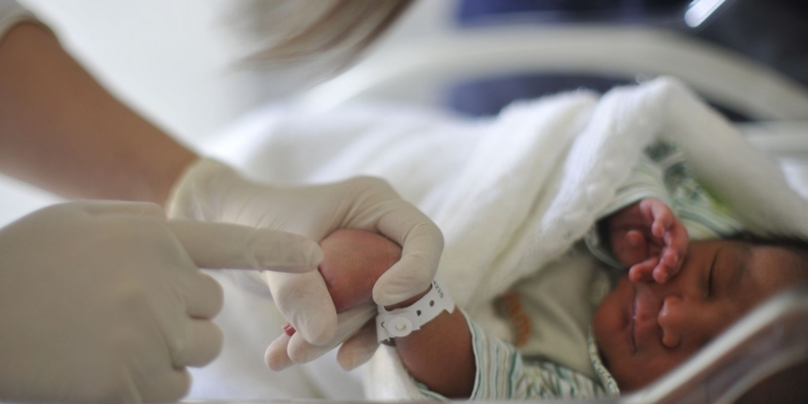Brasil atinge menor mortalidade infantil em 34 anos, diz ONU
