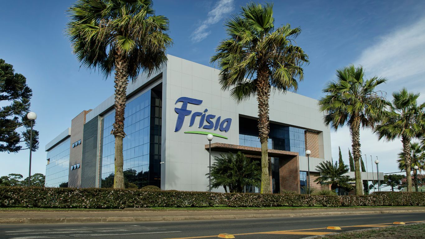 Martinelli Advogados assessora Frísia na compra de planta da Louis Dreyfus