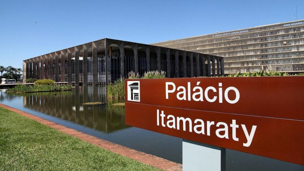 Neutralidade brasileira entra em xeque diante da nova desordem global entre EUA e Irã