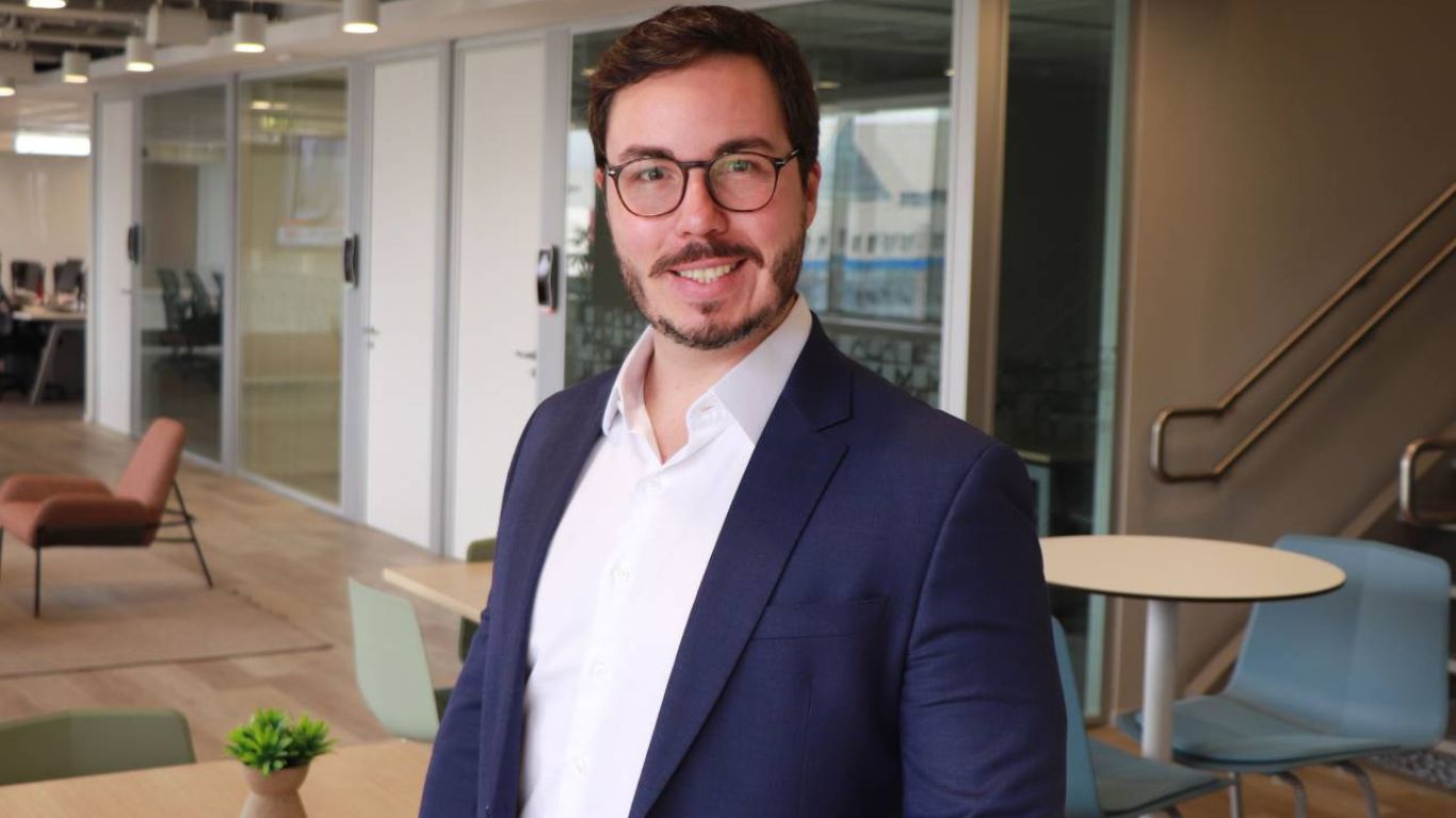 KLA reforça M&A e venture capital com novo sócio focado em tecnologia