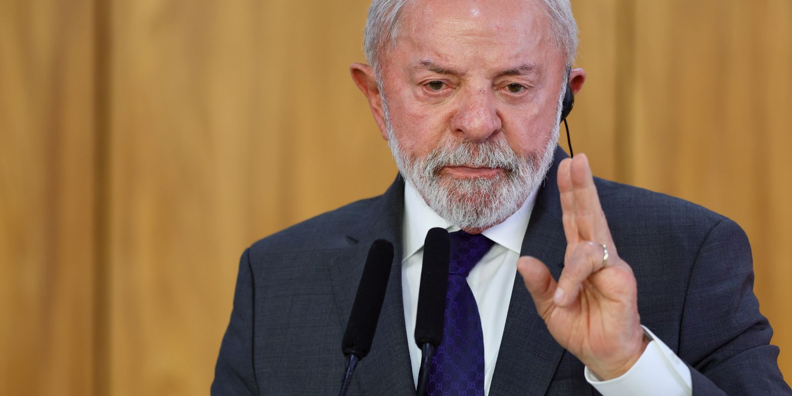 Lula e diplomacia do toma lá dá cá: assessor de Trump só entrará no país se Padilha entrar nos EUA