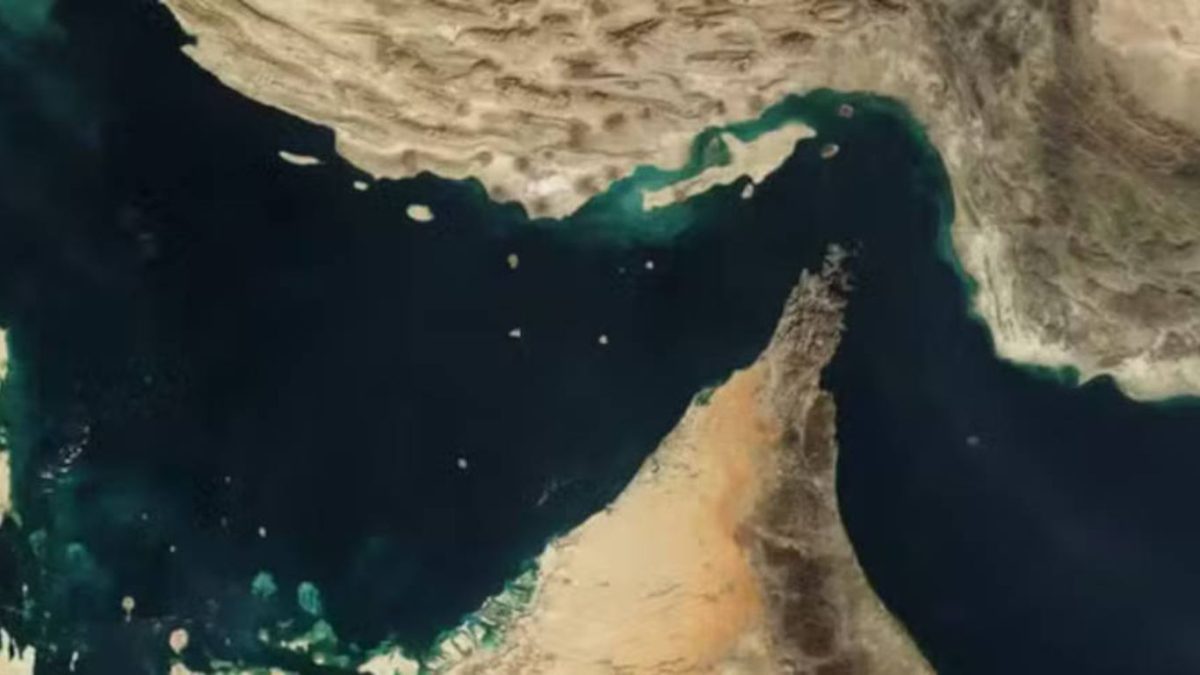 Conflito no Oriente Médio ameaça fluxo de 25% do petróleo mundial e abre espaço para o Brasil
