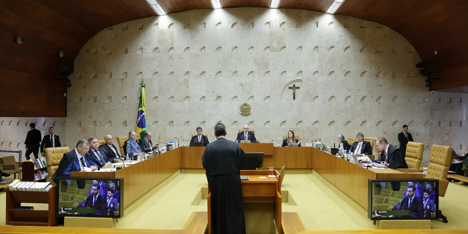 Por 8 votos a 2, STF derruba decisão de Mendonça e encerra CPMI do INSS neste sábado