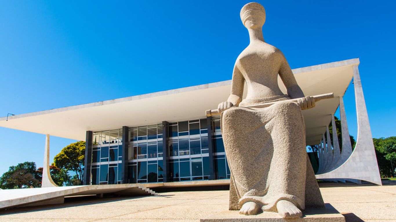 STF julga em março nepotismo, ICMS e verbas acima do teto