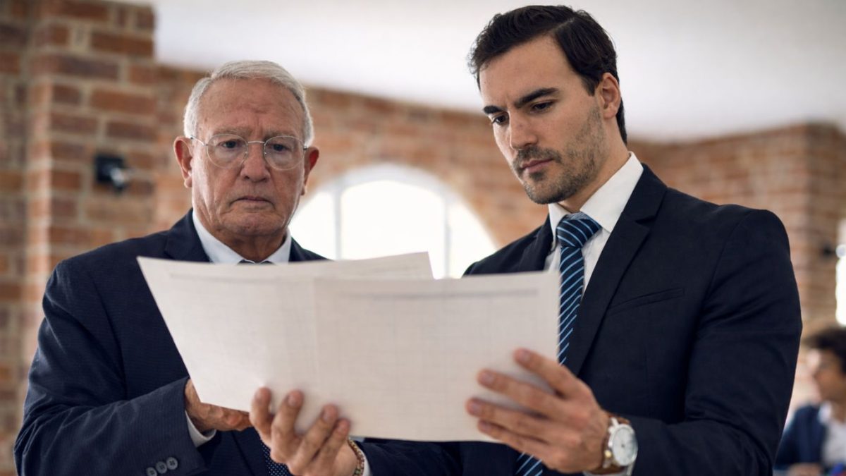 Conflito no Irã e crise no Estreito de Ormuz pode levar contratos brasileiros à revisão