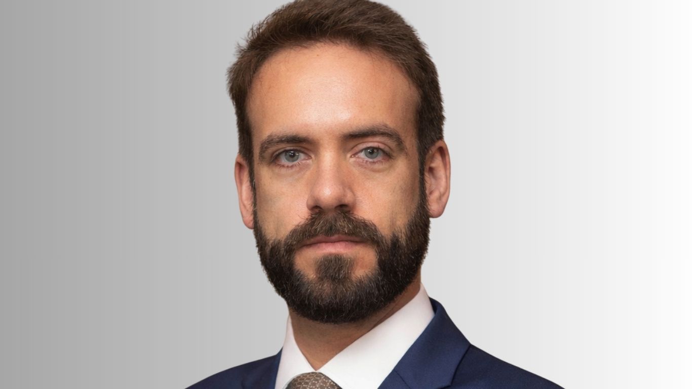 Dcom Advogados incorpora tributarista Rodrigo Griz como novo sócio para reforçar área fiscal