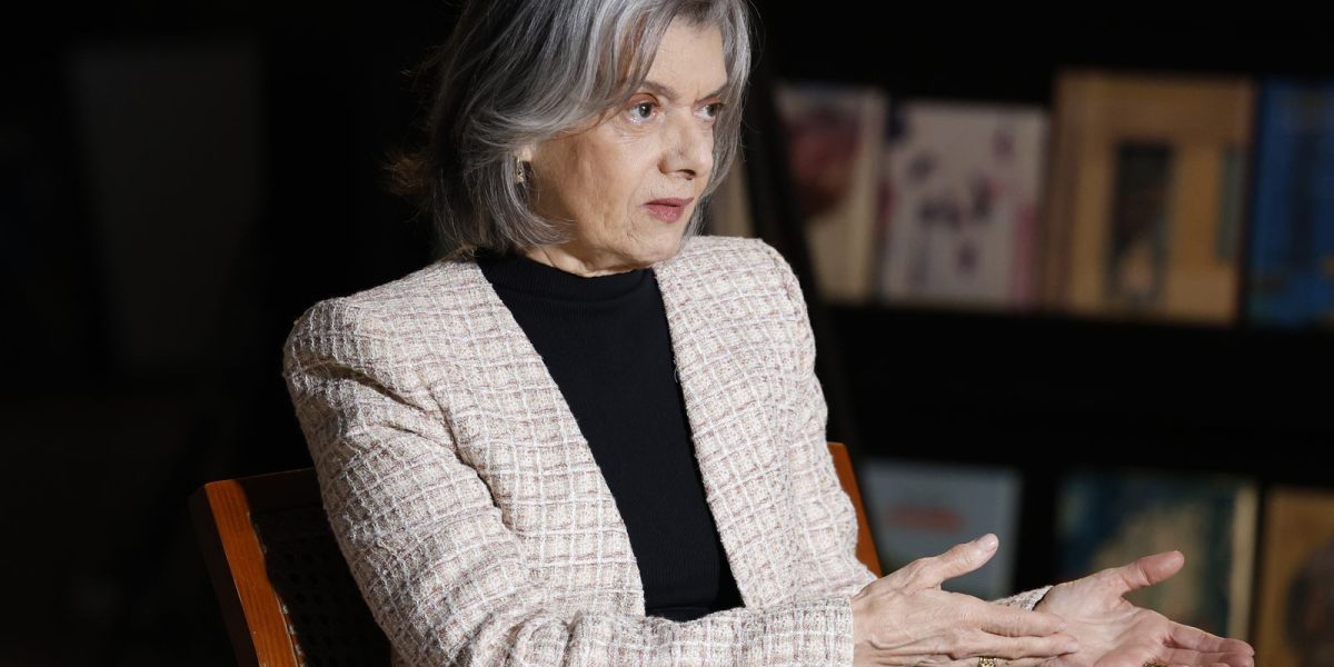 Cármen Lúcia revela pressão da família para deixar o STF após ofensas machistas