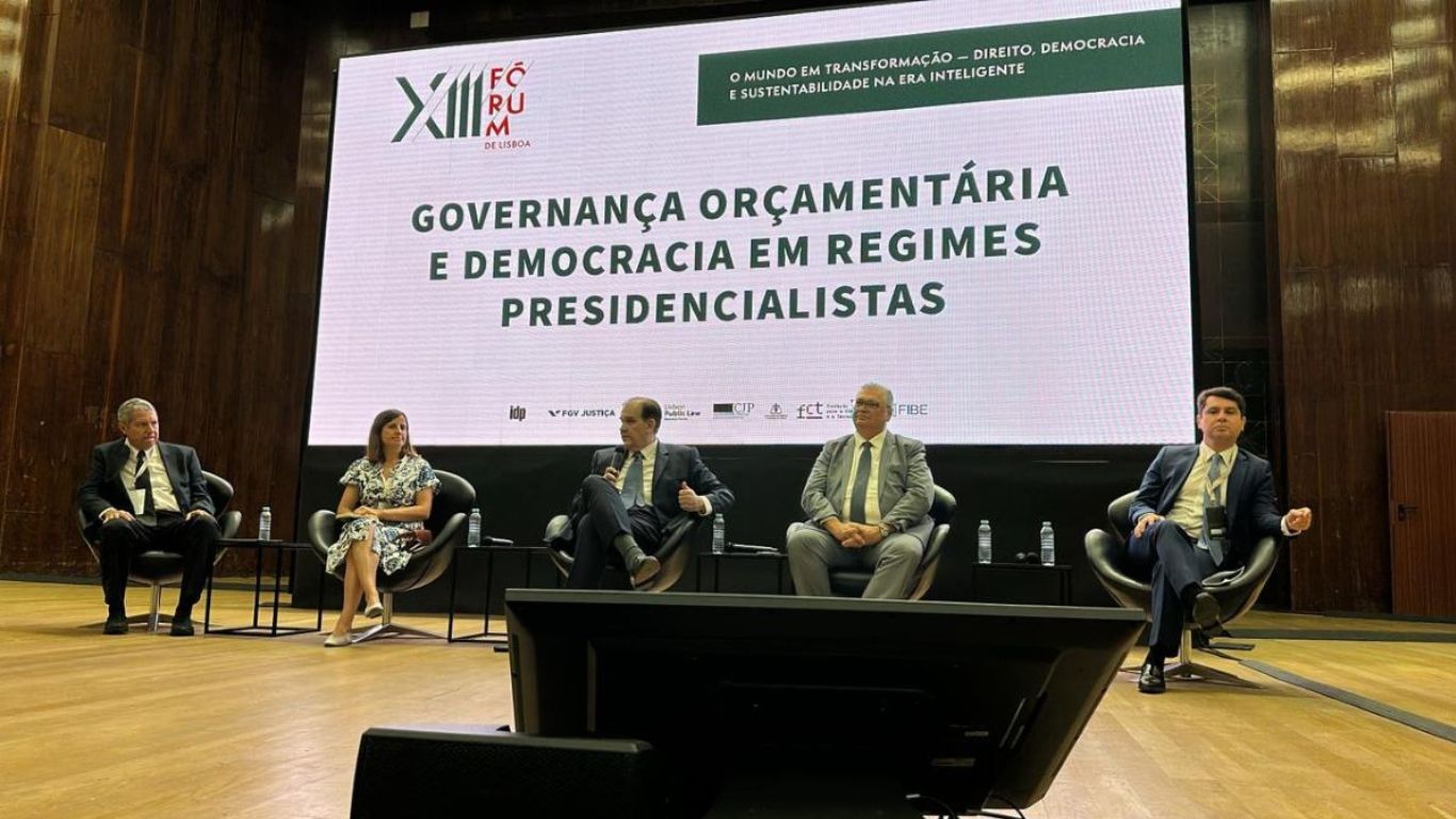 Fórum de Lisboa reúne Nobel, jornalistas e juristas para discutir nova ordem global