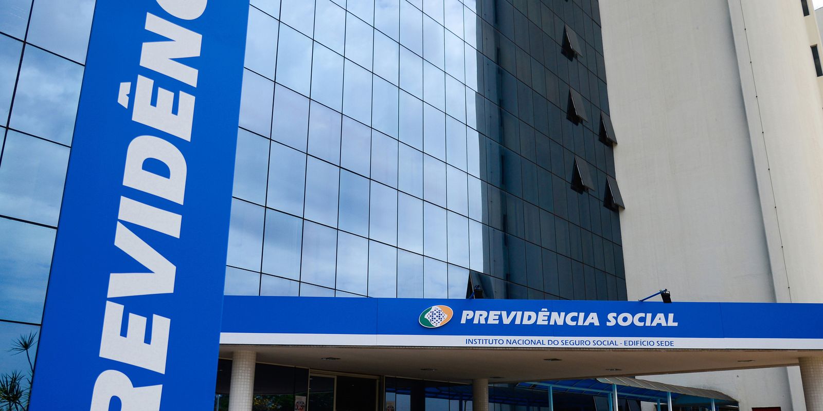 INSS confirma vazamento de dados de 2 milhões de segurados