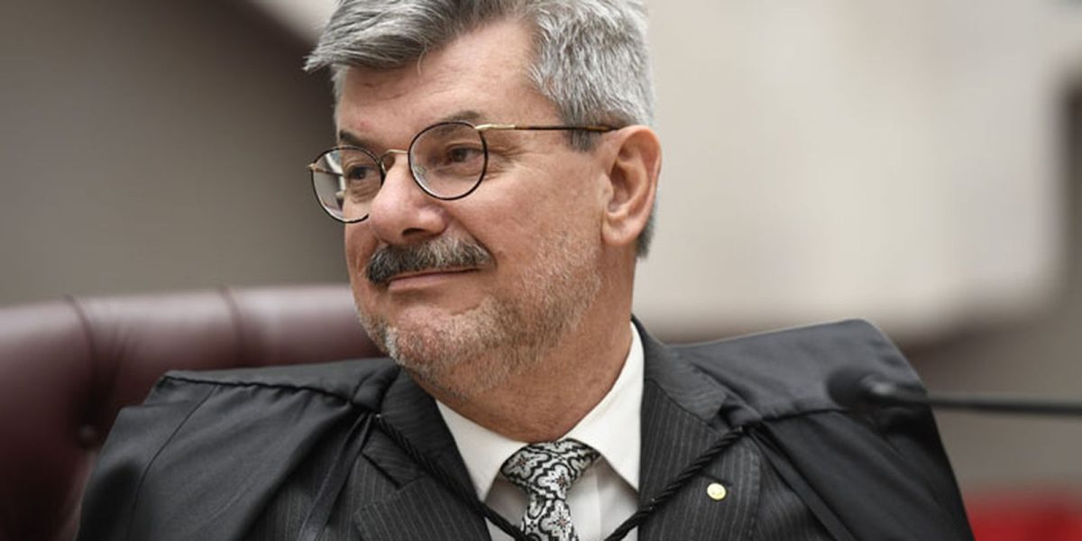STJ abre processo disciplinar contra ministro Marco Buzzi por assédio sexual
