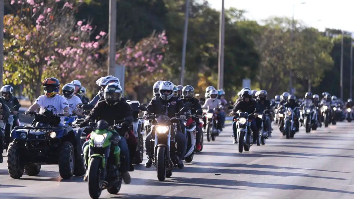 TST decide que adicional de periculosidade para motociclista é imediato