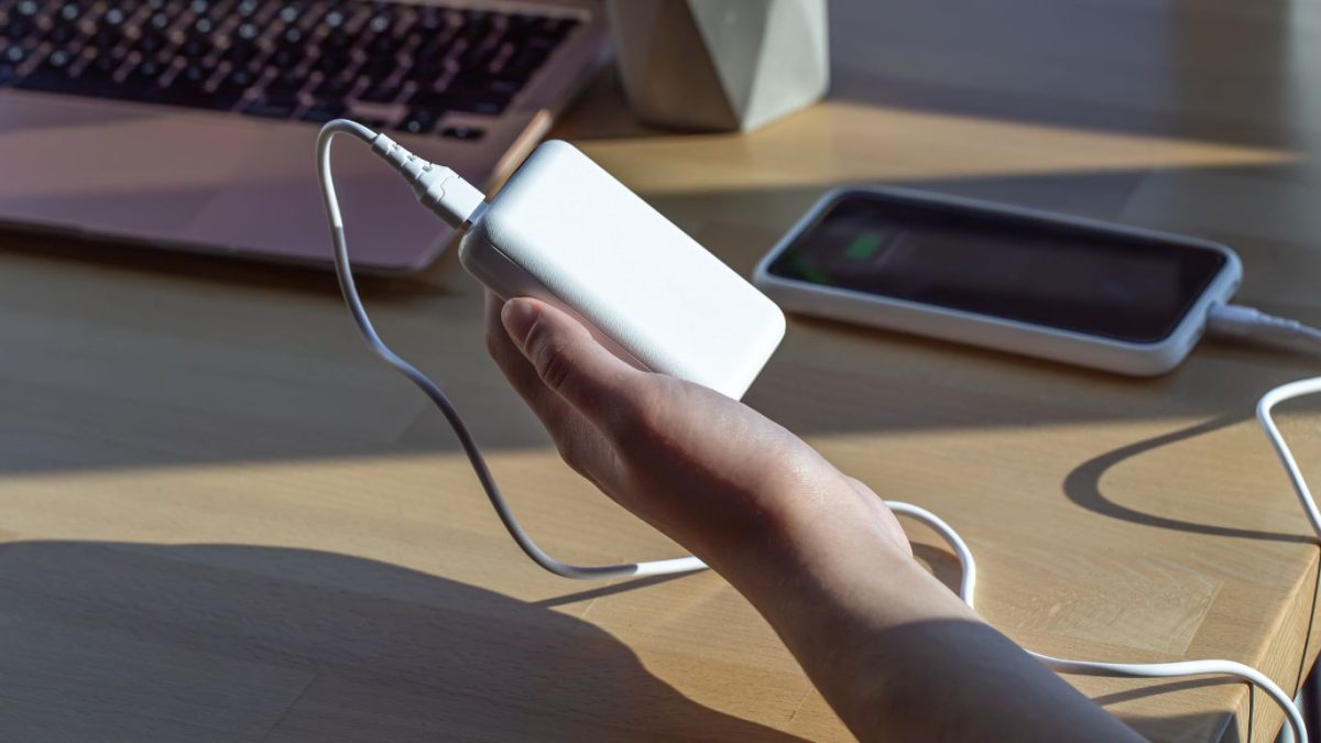 Anac muda regras e restringe power banks em voos no país