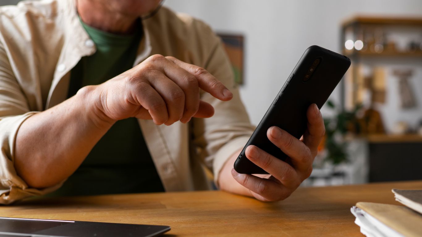 STJ alerta para golpe do WhatsApp que usa nome do tribunal para extorquir