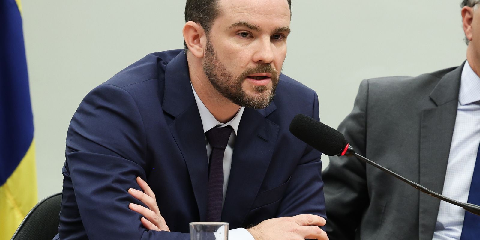 Dario Durigan vai ao G7 e tenta emplacar minerais críticos do Brasil no mercado global