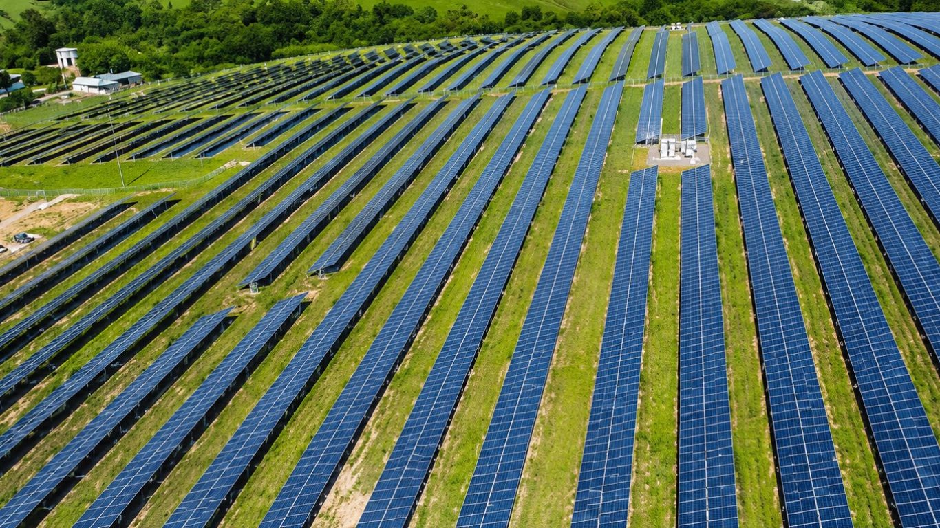 Azevedo Sette e TozziniFreire atuam em aquisição de usinas solares da Cemig SIM