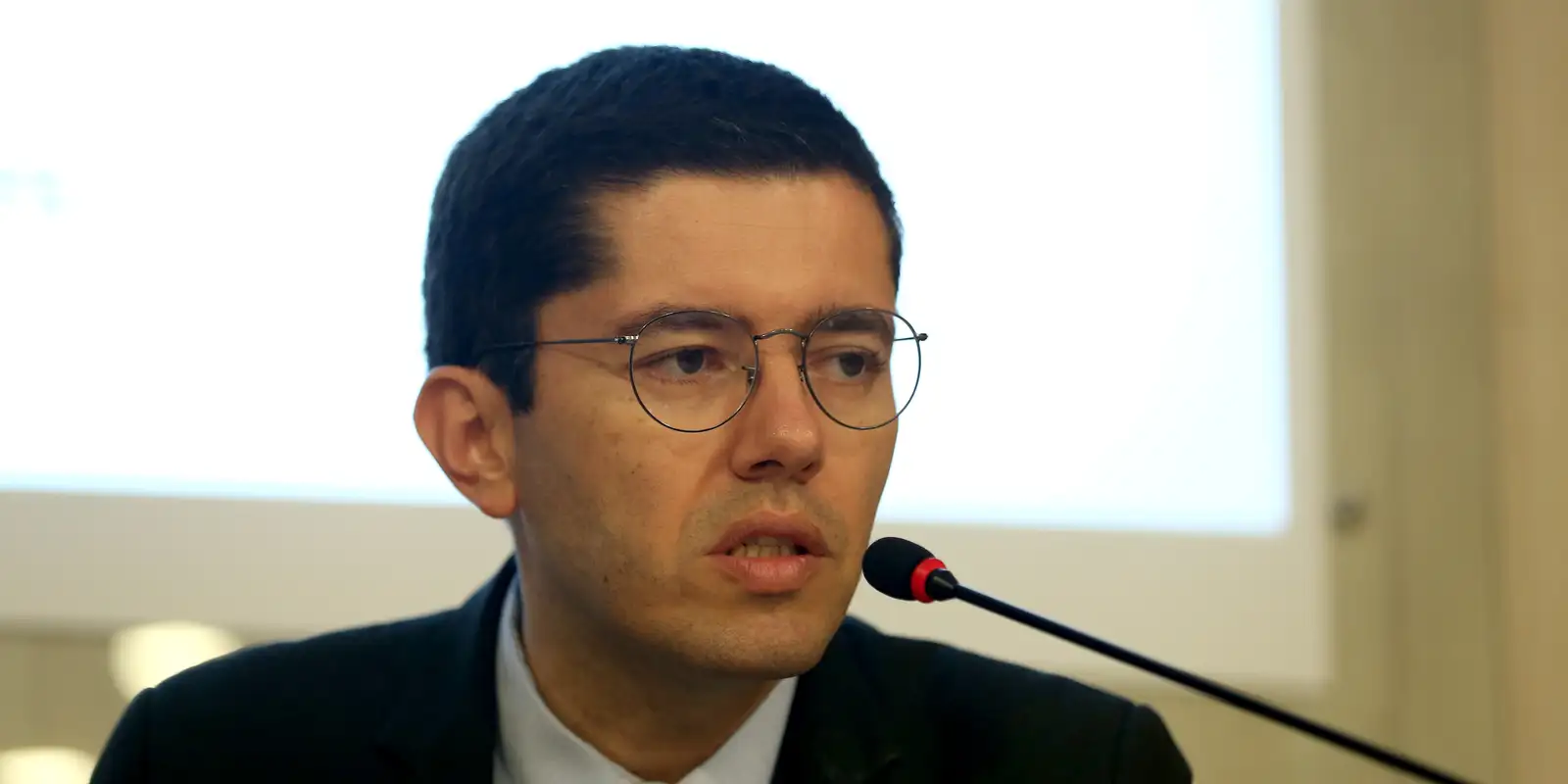 Exportações do Brasil para os EUA caem 14% em maio